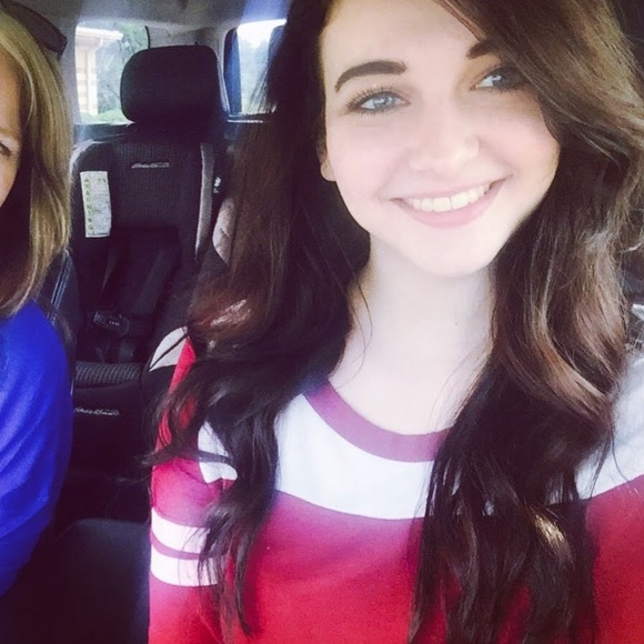 Meet your Posher, Jennifer - Picture 1 of 1